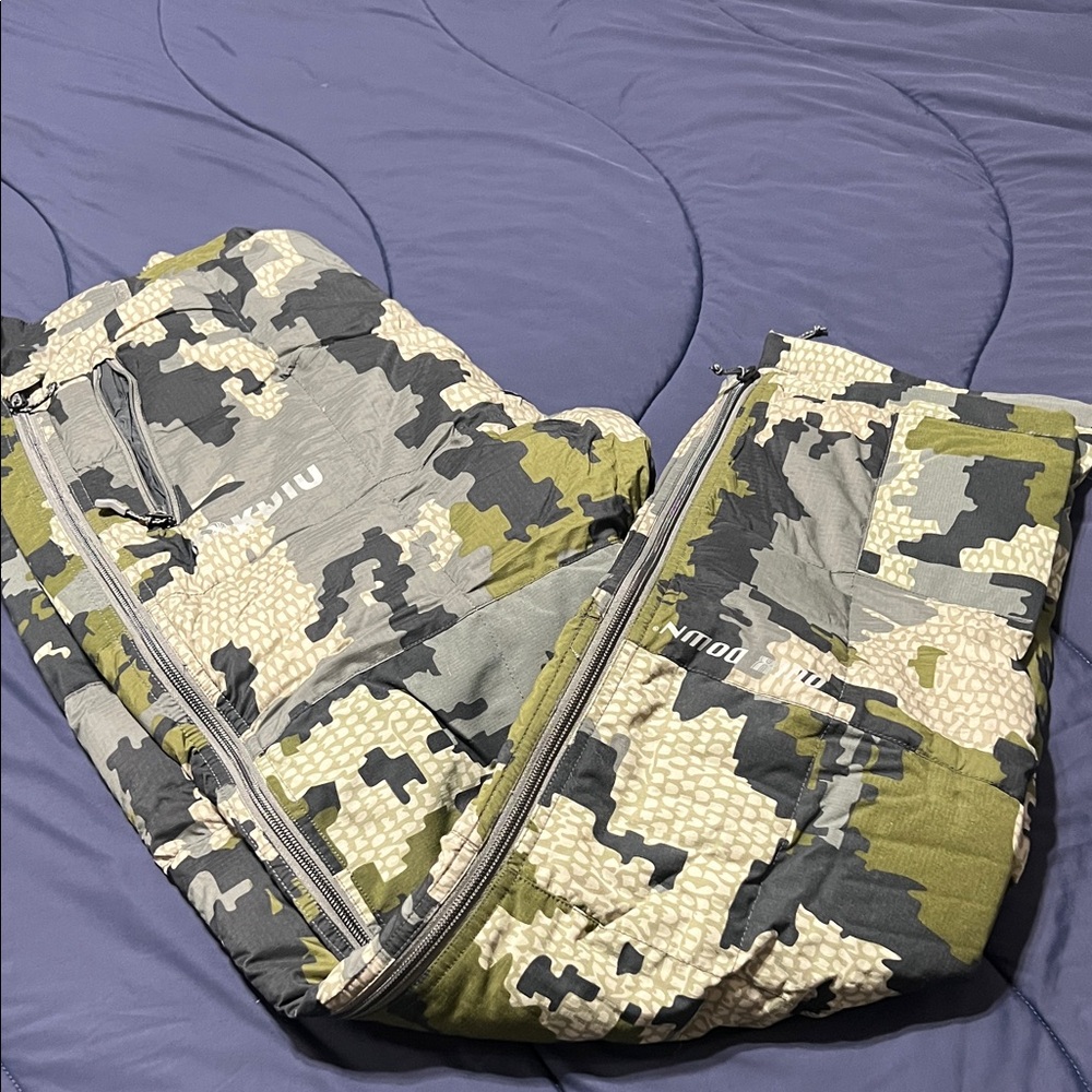 Super Down PRO Pant by Kuiu. Never worn. Size medium
